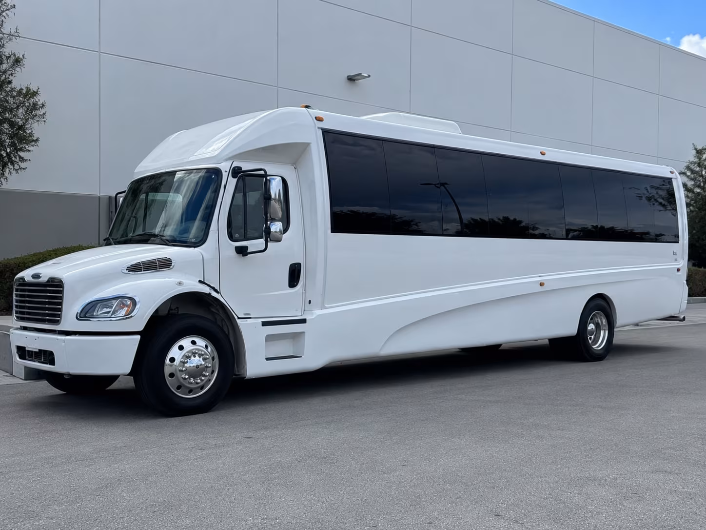 Rent a Bus to Sames Auto Arena