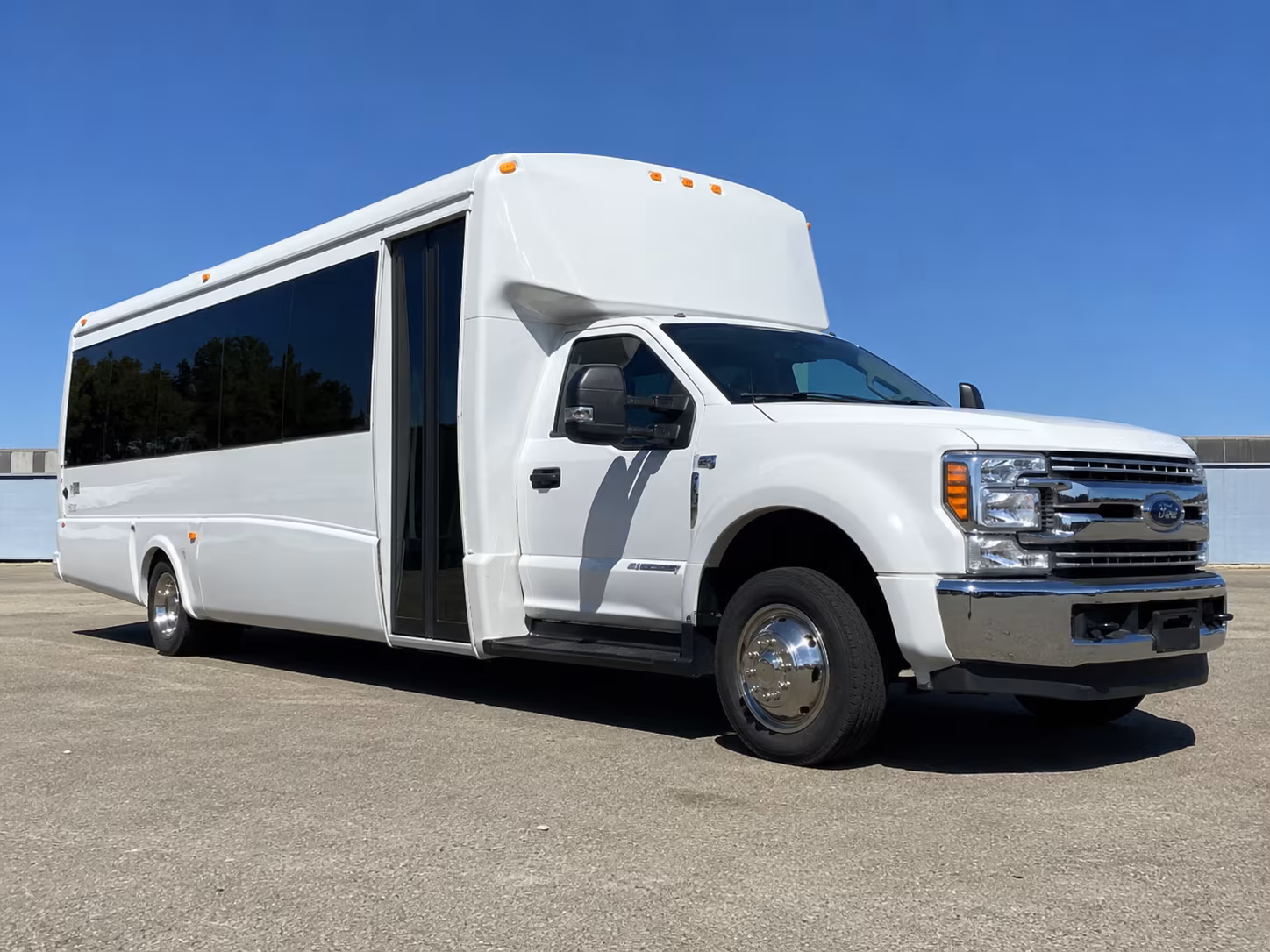 Edinburg Wedding Transportation & Shuttle Service