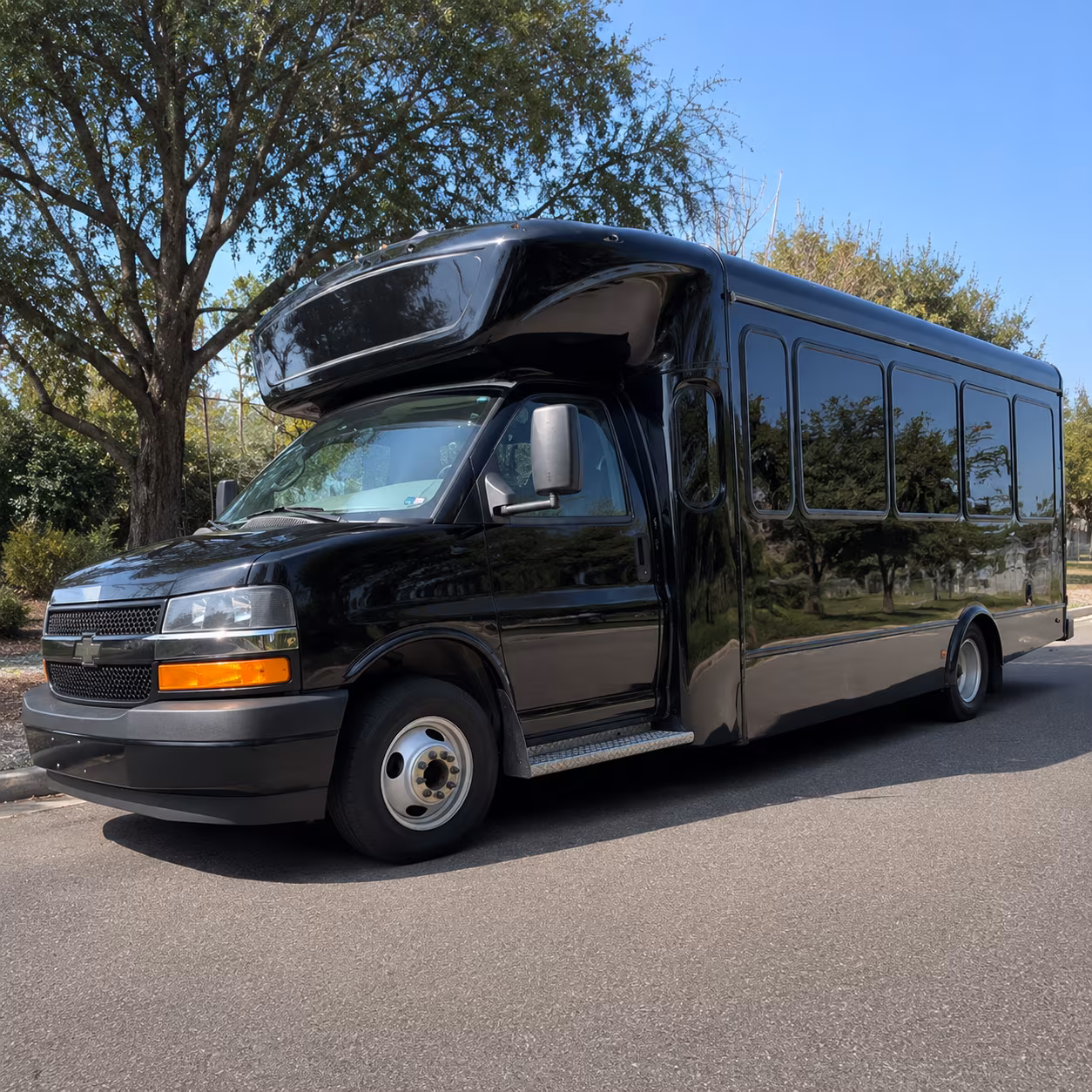 Laredo Winery Tour & Pub Crawl Transportation party bus exterior