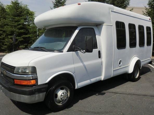 Laredo 18 Passenger Party Bus